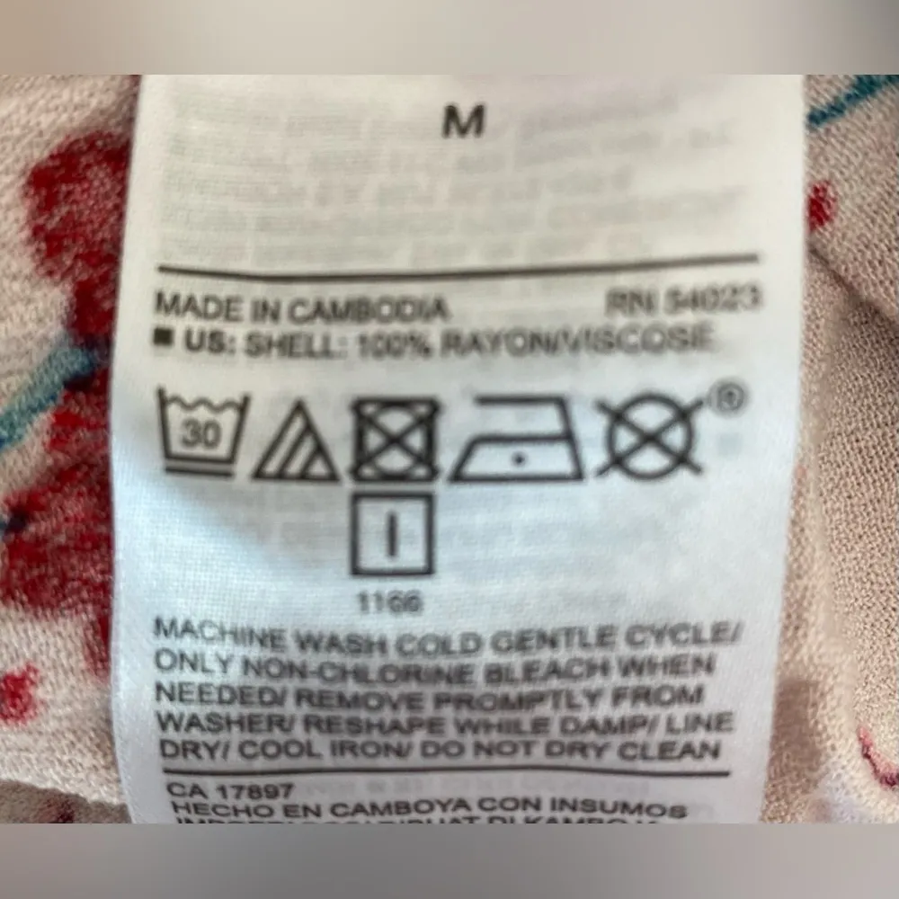 OLD NAVY floral long sleeve button cuffs square neckline size M - Image 7