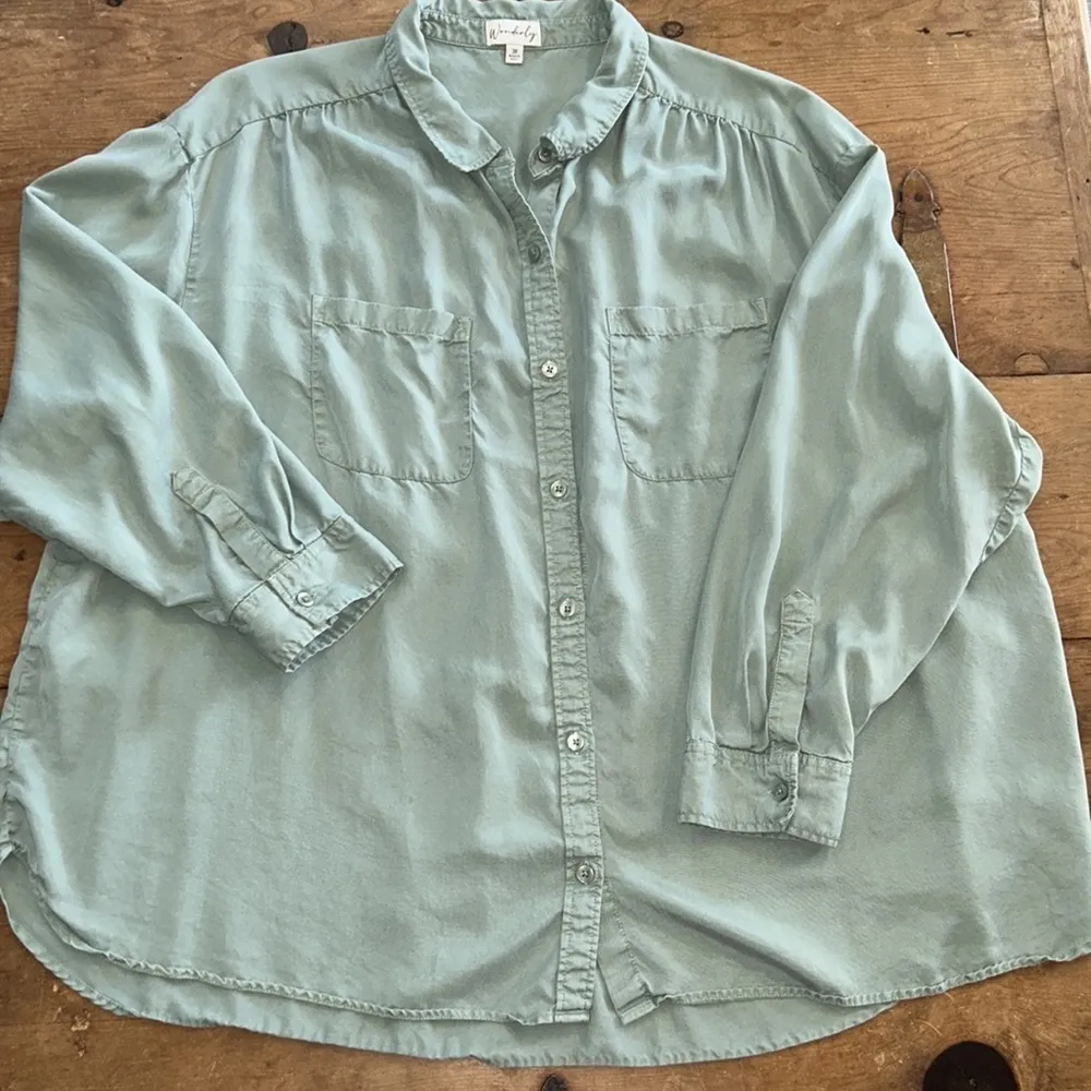 Woman’s Plus Size Wonderly Button Down Shirt Size 3X Sage Green - Image 4