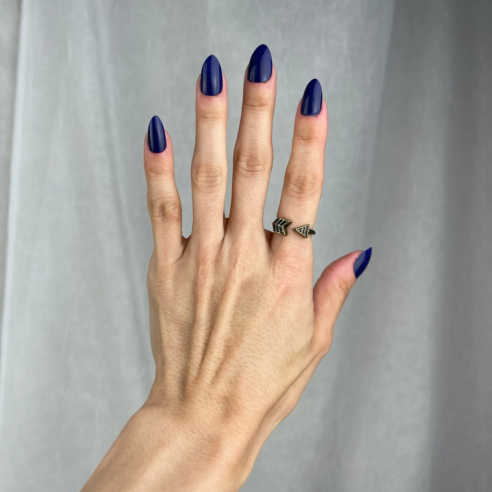 Dark Gold Tone Black Arrow Shaped Cuff Ring Bohemian Jewelry Size 5.5 NWOT - Image 5