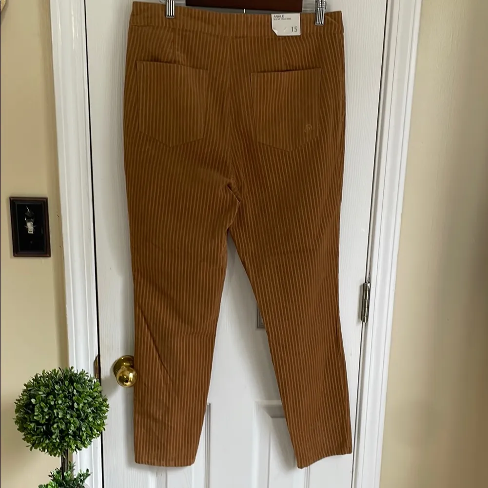 Indigo Rein Tan Corduroy Ankle Pants - Image 4