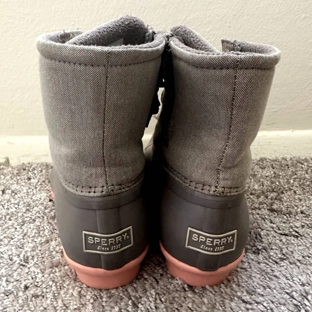 Saltwater Pop Duck Boots in Grey / Pink - Image 5