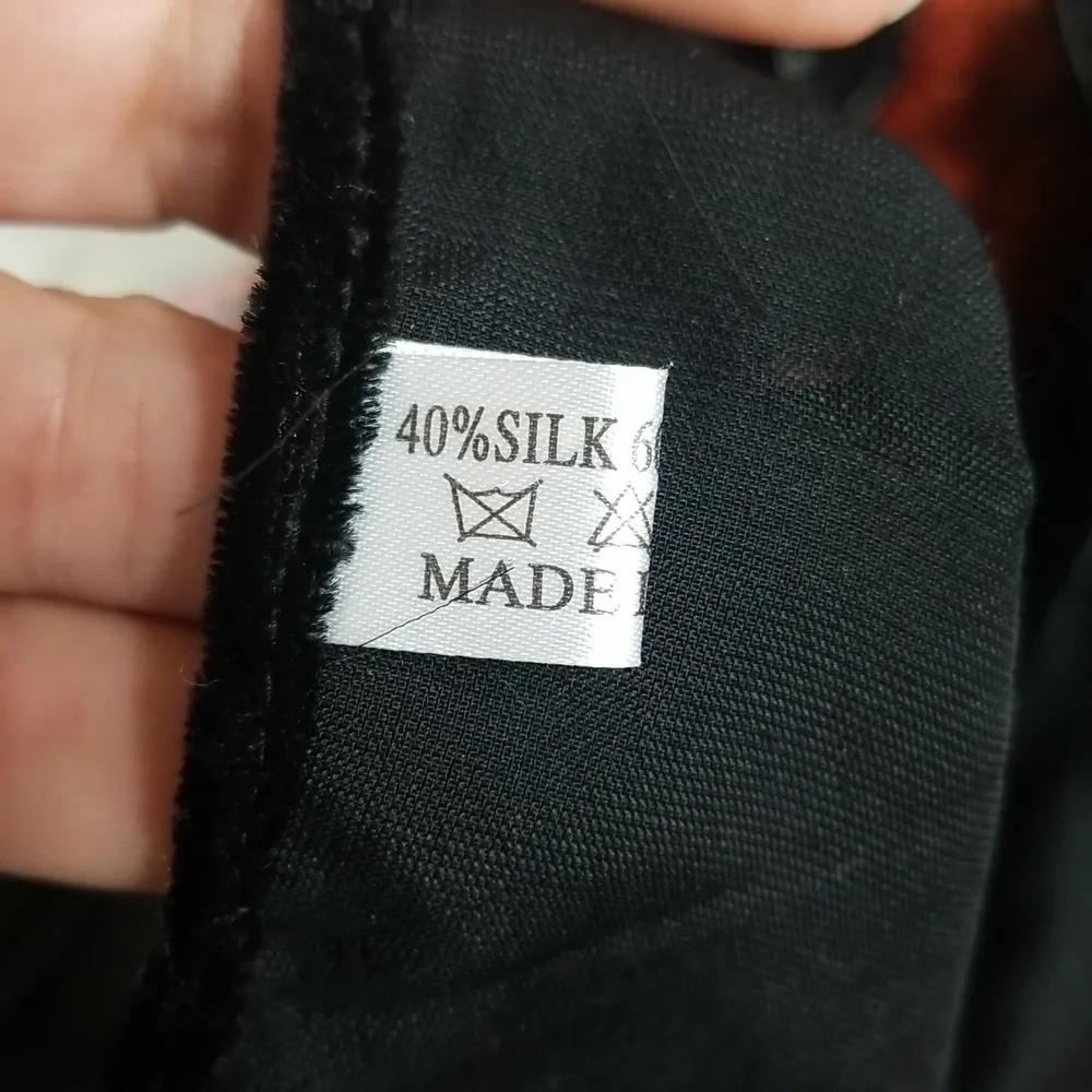 Silk and Velvet Scarf Green - Image 4