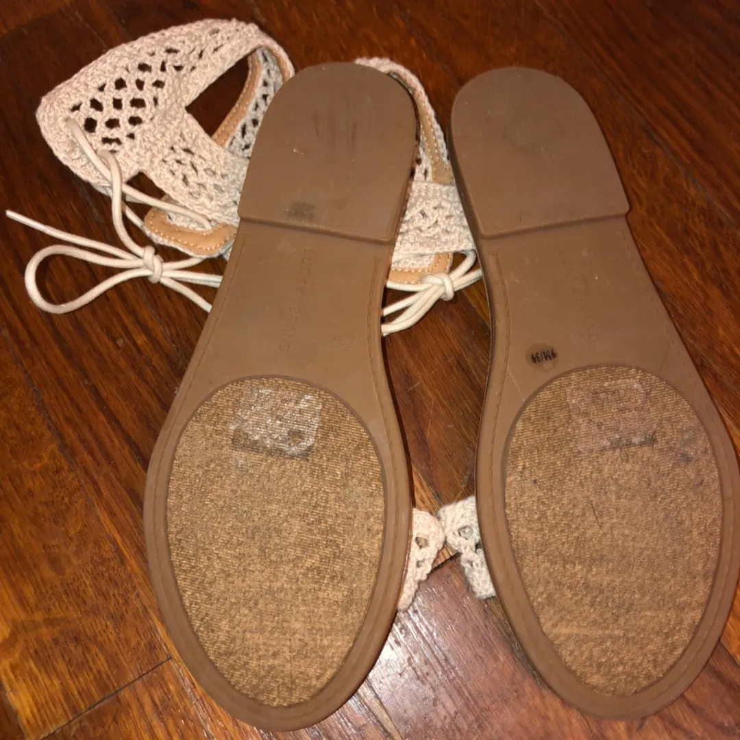 Lucky Brand Ariah Macrame Flat Sandal - Image 8