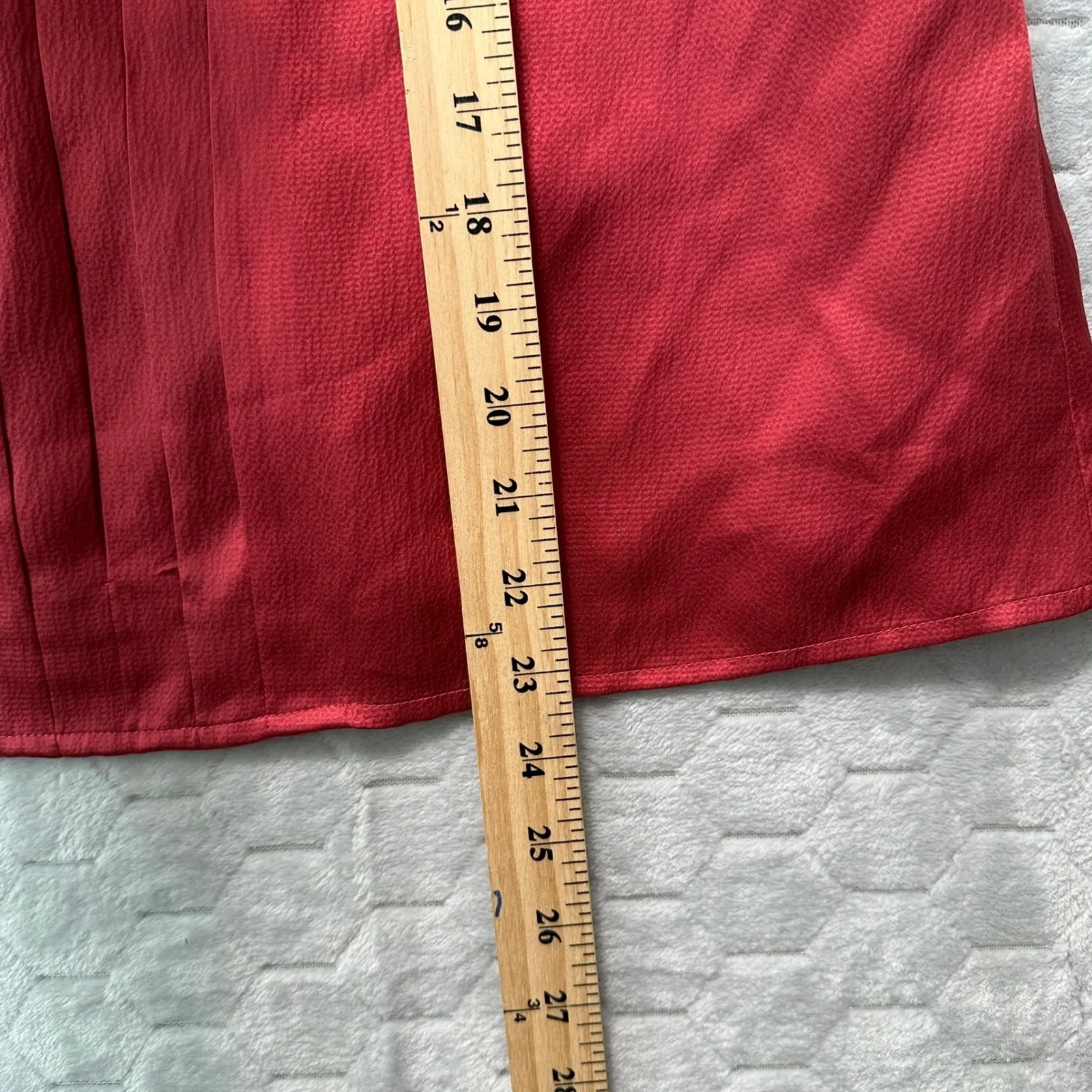 Talbots Women Silk Sleeveless Pintuck Blouse Red Petite 10P Classic Minimalist - Image 7