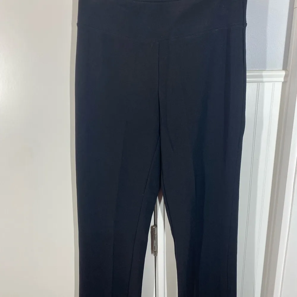 BOSTON PROPER black ponte knit high rise pull on wide leg pants size medium LONG - Image 2
