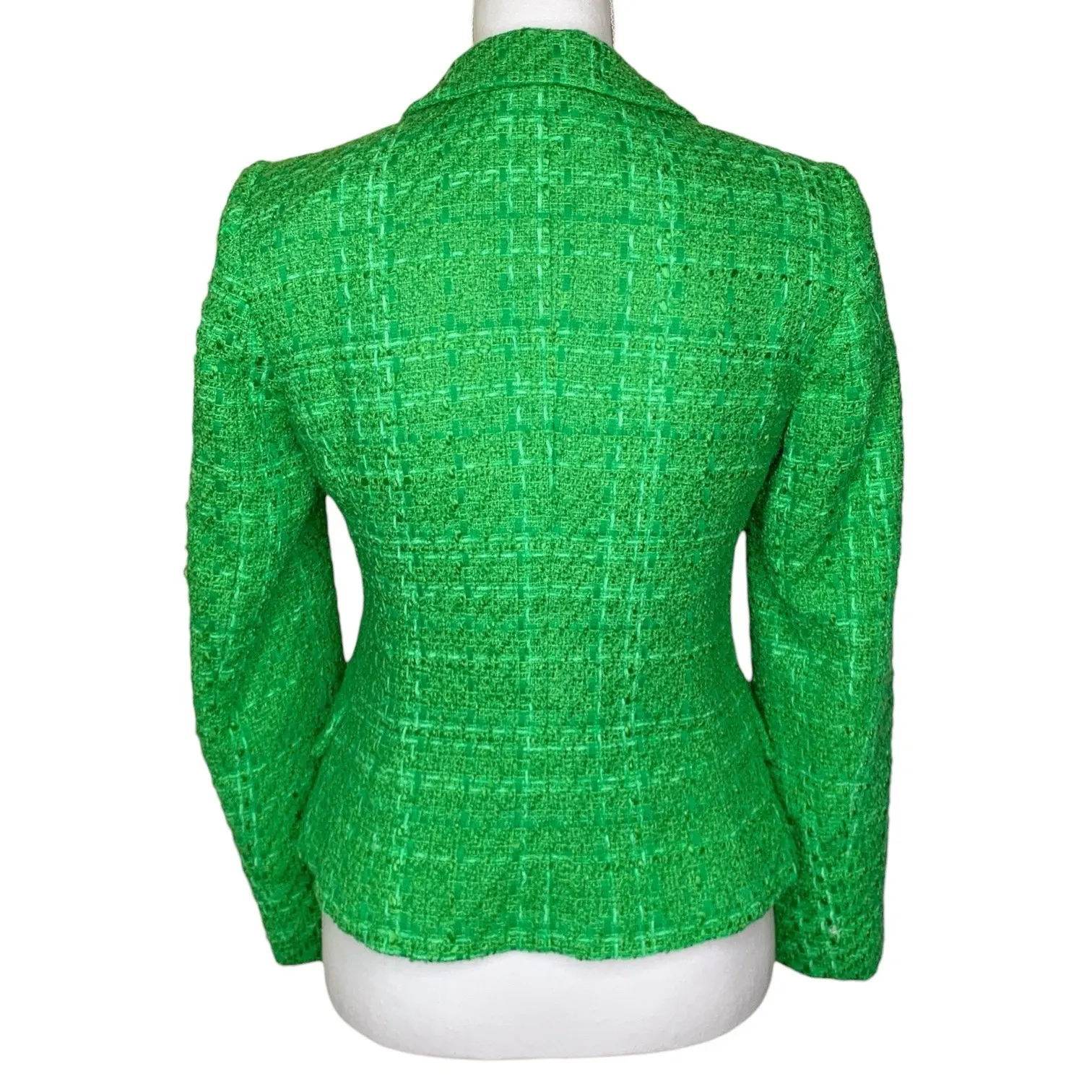 Zara Kate Middleton Textured Tweed Boucle Apple Green Gold Button Cropped Blazer - Image 11