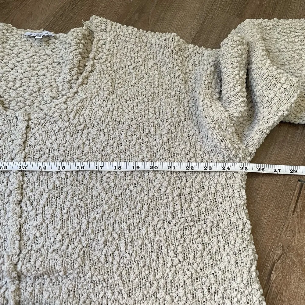 White Birch V-neck Fuzzy Ivory Sweater ~ Bell Sleeves ~ Women’s Sz M - Image 12