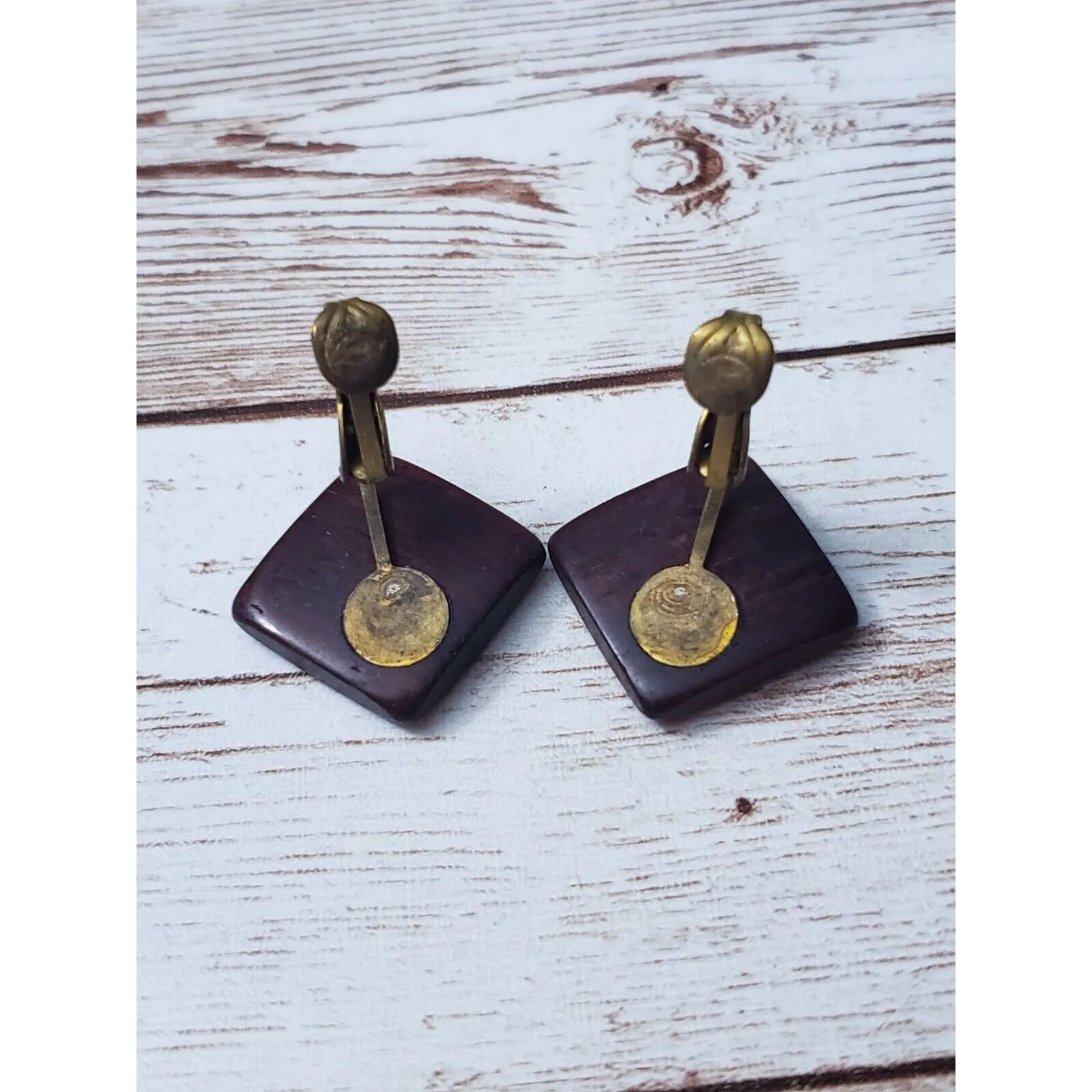 Vintage Clip On Earrings - Image 4