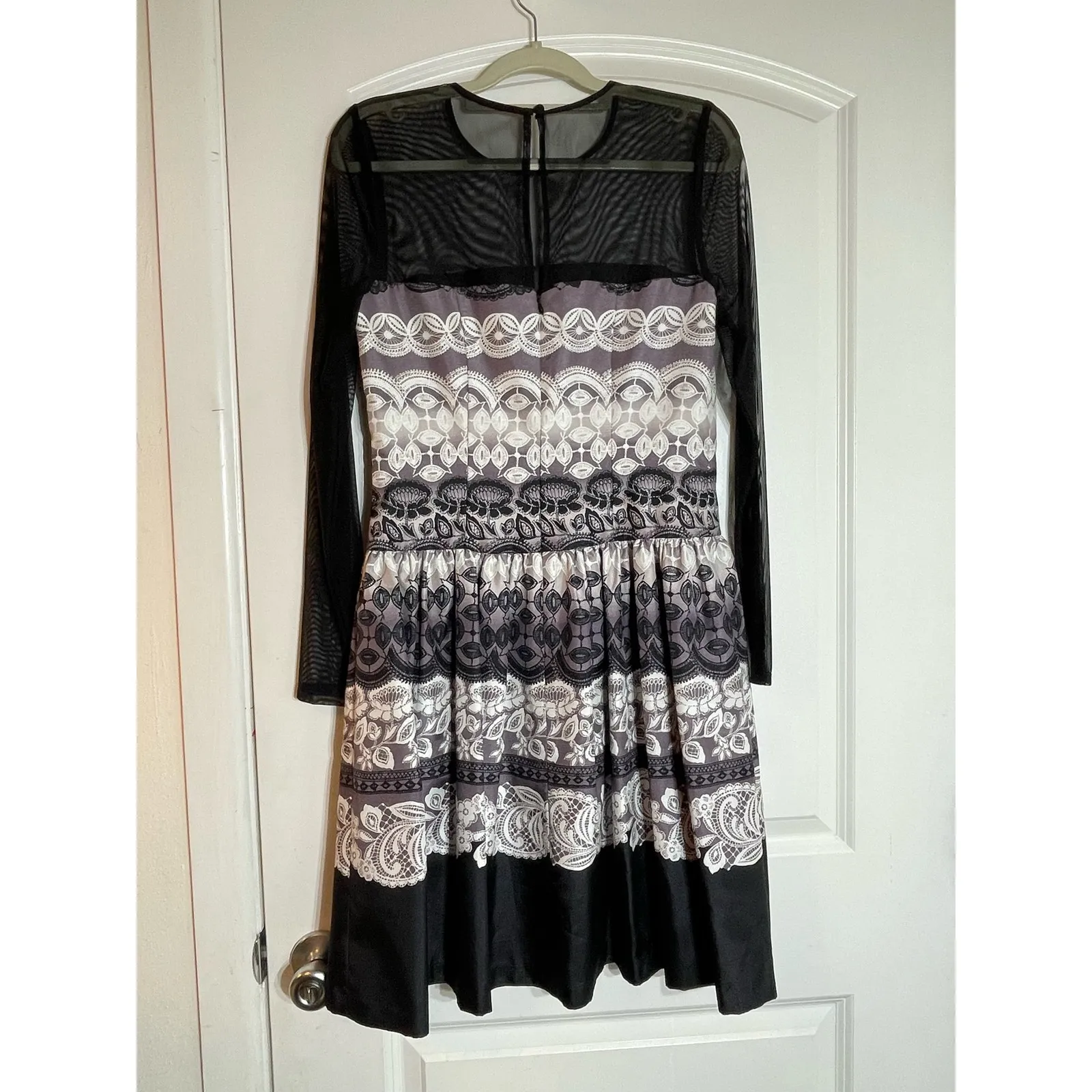 Eliza J Cocktail Dress Size 6 Purple Floral Mesh Sleeves Fit & Flare Whimsygoth - Image 4