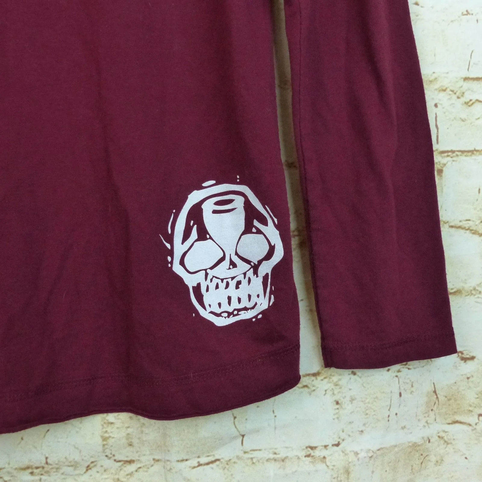 Chronic Clothing Chronic Cellars Shirt Women M Burgundy LS Graphic Logo Skull Red Size M - Image 9