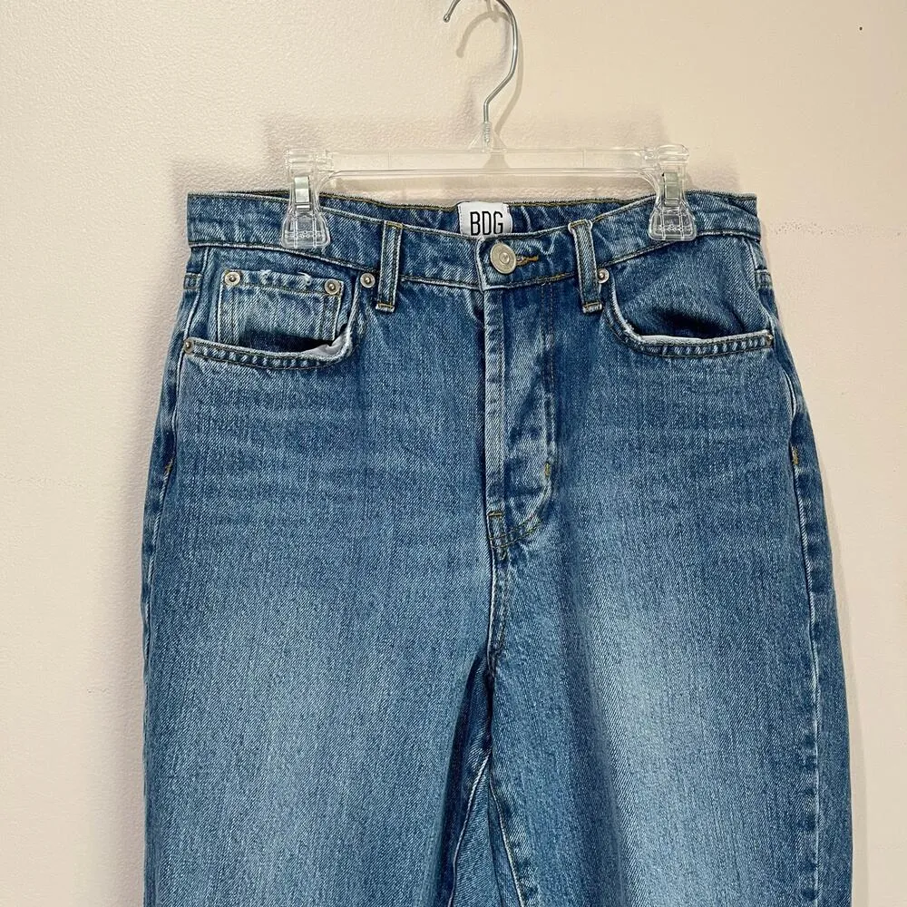 UOF BDG Slim Straight Blue Wash Distressed Knees Jeans Size 27 - Image 3