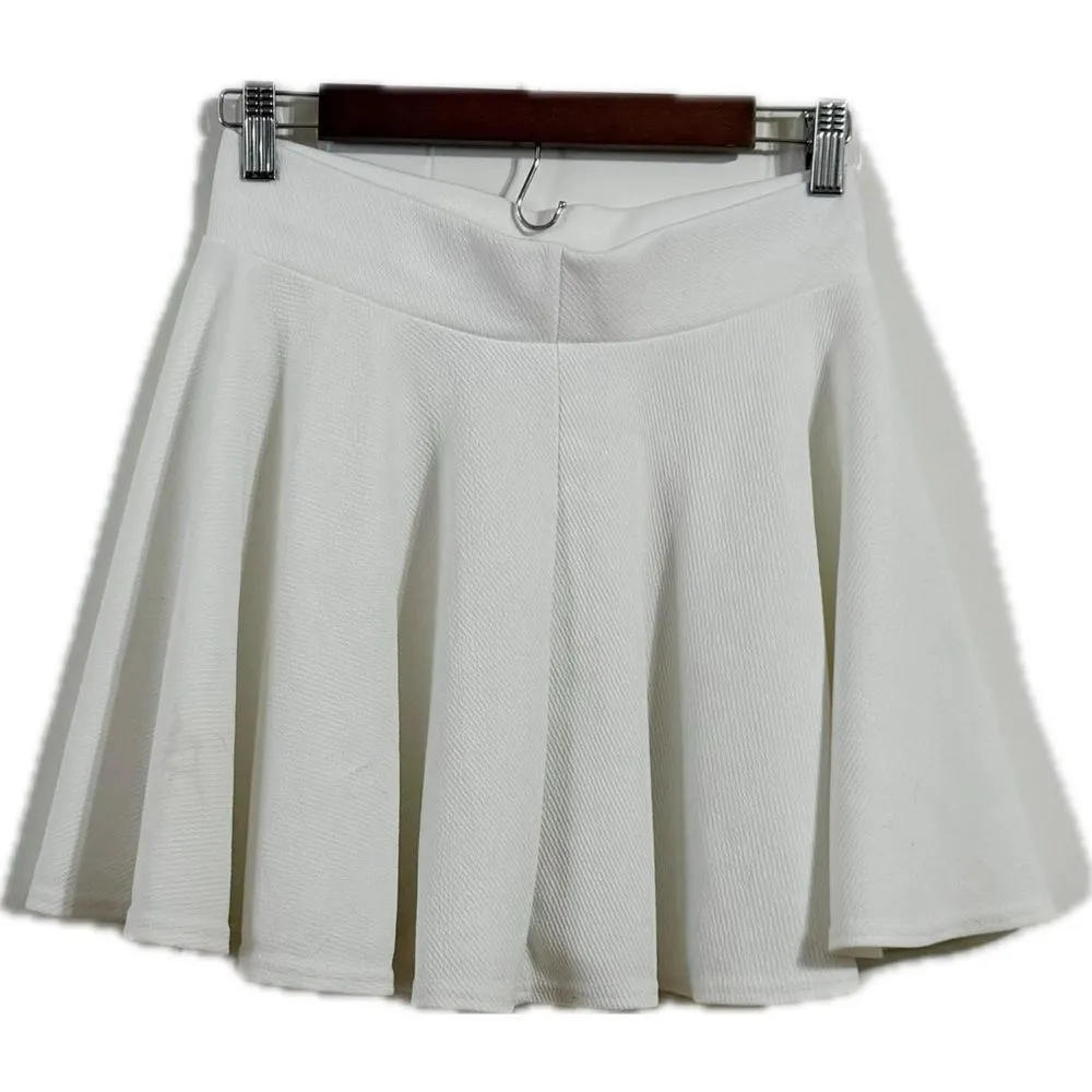 Cream Pleated Skater Mini Skirt‎ for Cocktail - Image 2