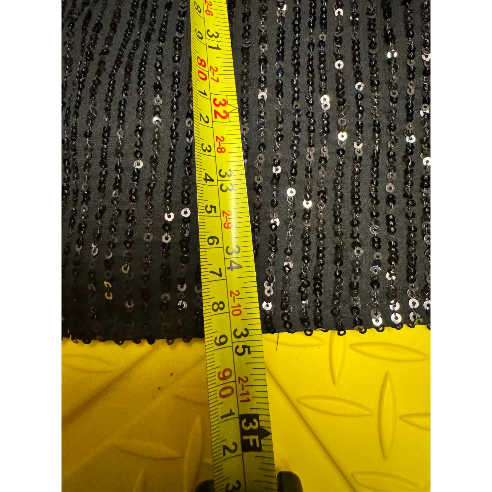 MICHAEL KORS Black Sequin V Neck Long Sleeve Smocked Waist Women's size P/L - Image 6