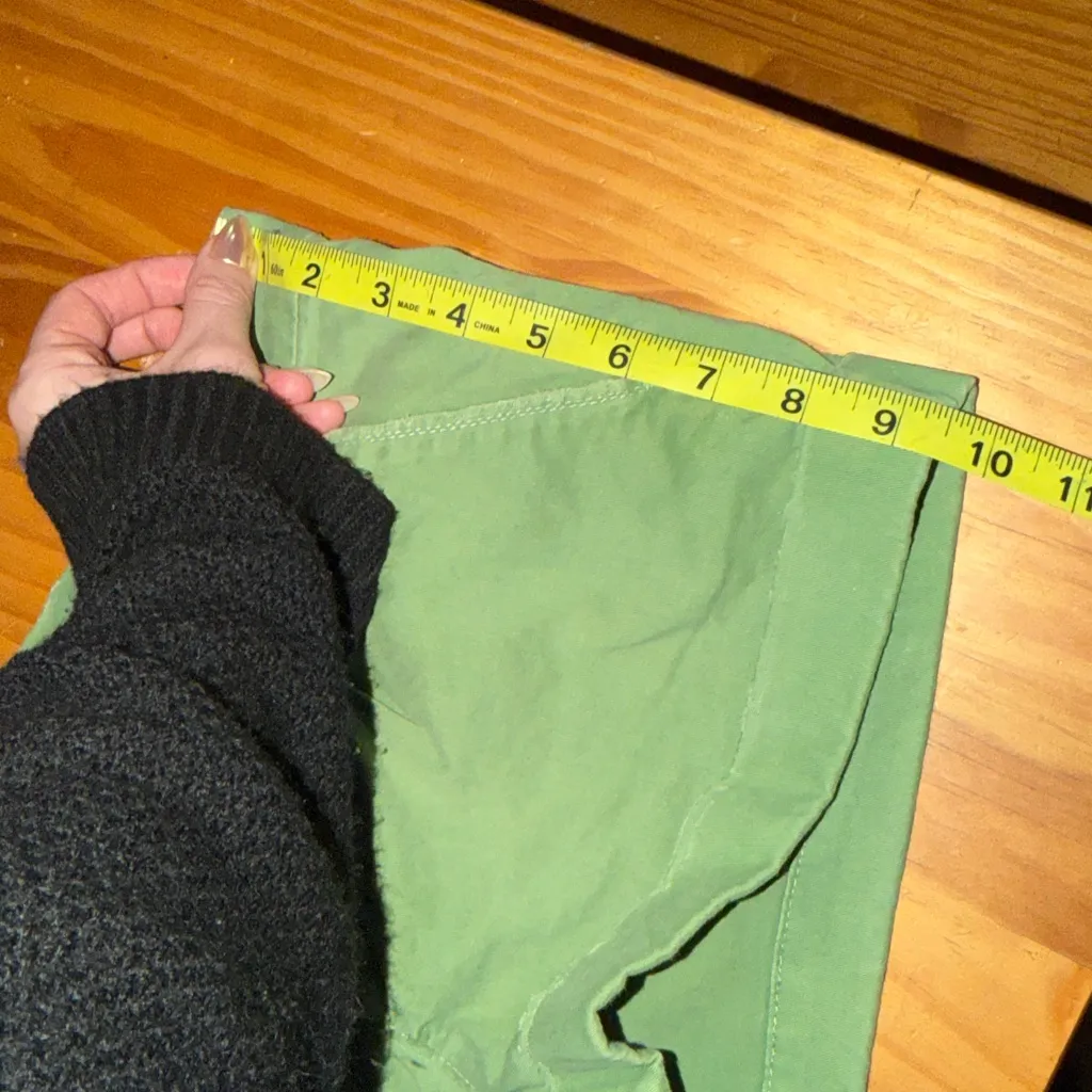 Vintage Y2K Abercrombie & Fitch Shorts Olive Women's Cargo low rise 90s - Image 8