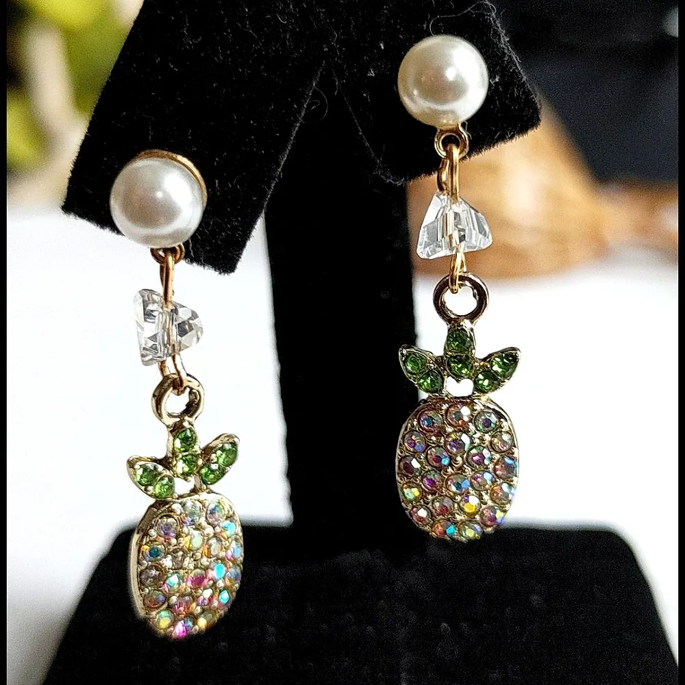 Crystal Pineapple Earrings Gold - Image 2