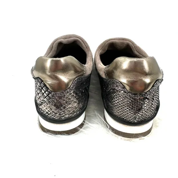 Johnston & Murphy women's size 6.5 78-11613 slip on sneakers no‎ laces taupe - Image 3