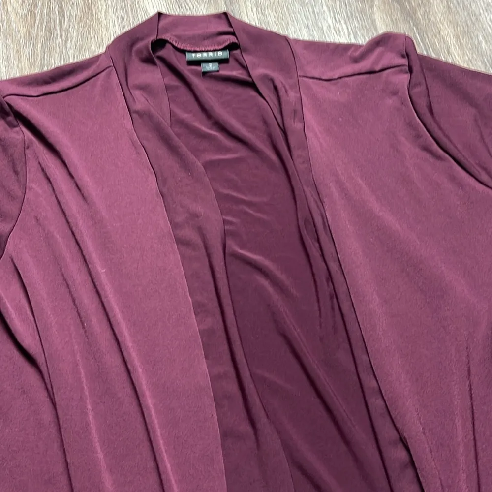 Torrid  Burgundy Open Front Silky Cardigan Size 2 (2X) - Image 3