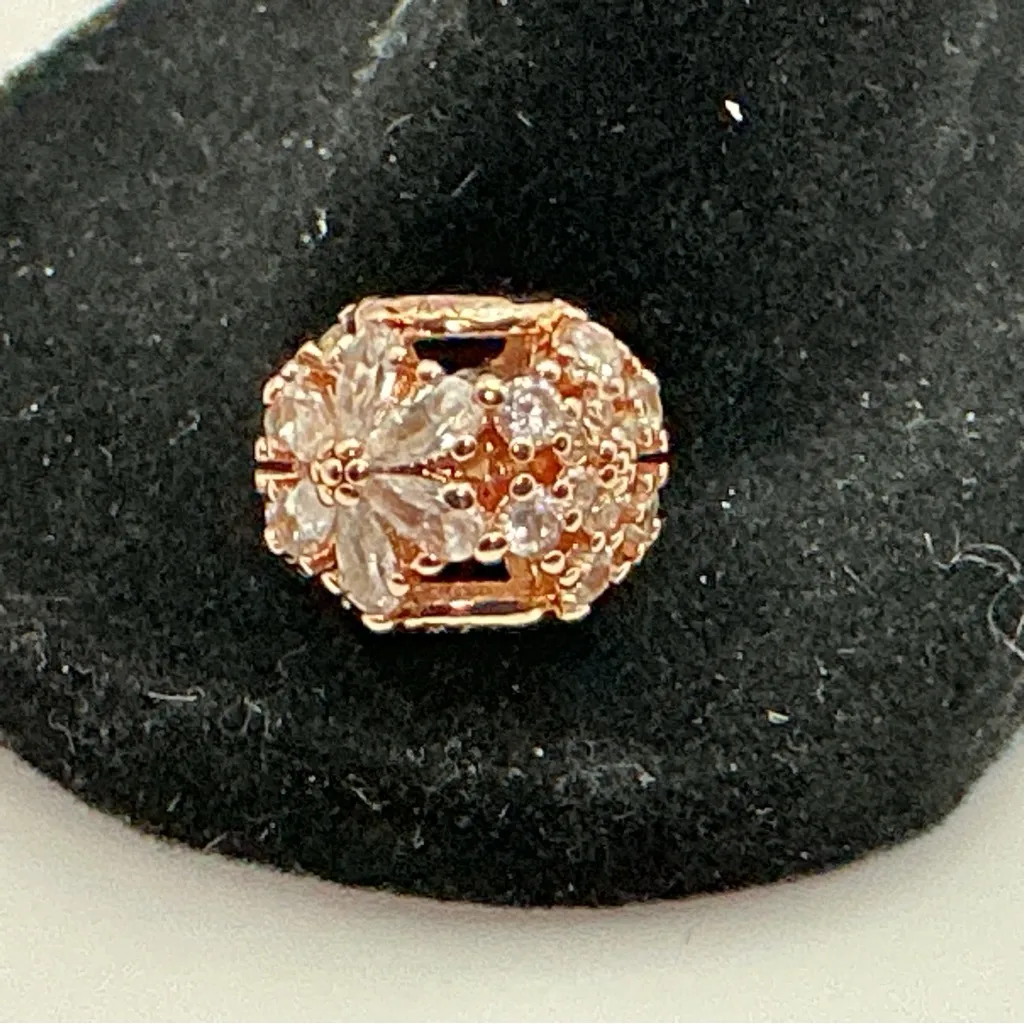 Pandora Rose Gold Pavé Floral Charm S925 ALE MET Clear CZ - Image 2