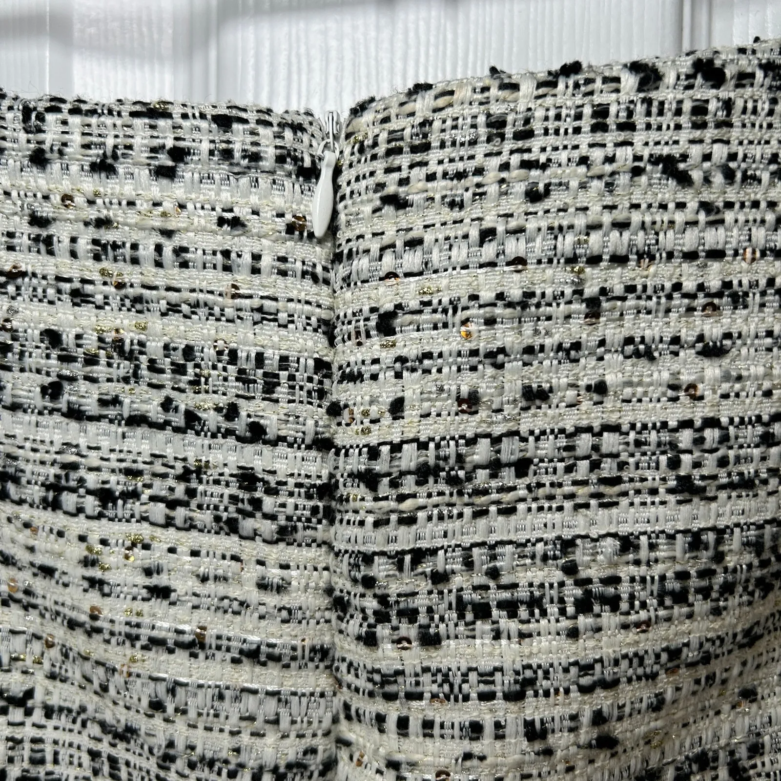 NWT Altar'd State Boucle Tweed Mini‎ Skirt White Gold Career Party Holiday XL - Image 4