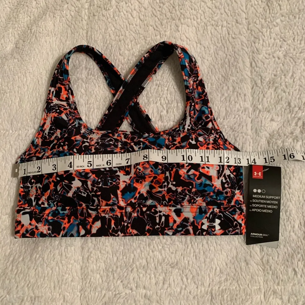 Under Armour Cross-Back Sports Bra - Image 10