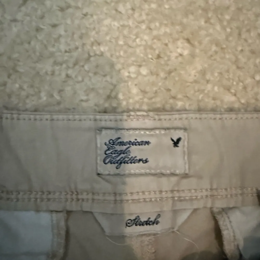 American Eagle Beige Casual Short Shorts - Image 2