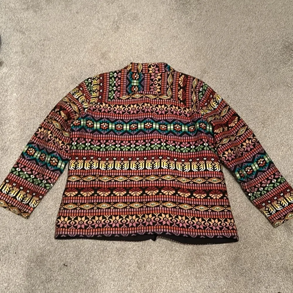 BFA bold embroidered multicolor geometric print blazer with silver buttons.‎ Red Size 16 - Image 8