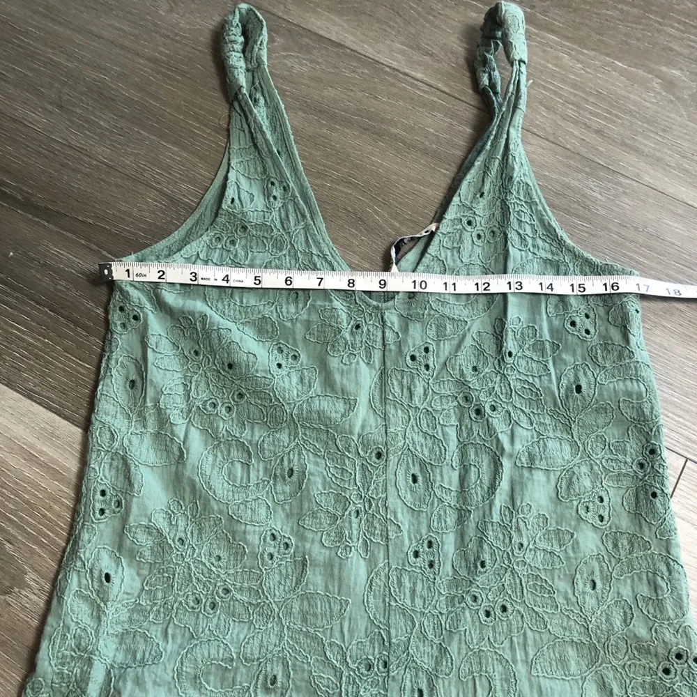 Zara Embroidered Eyelet Sage Green Casual Romper NO BELT Womens Size Small - Image 3