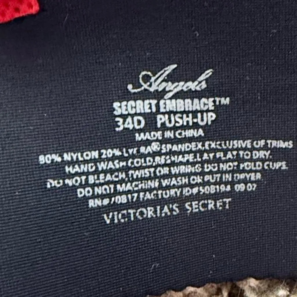 Rare Victoria’s Secret Rose Bra - Image 6