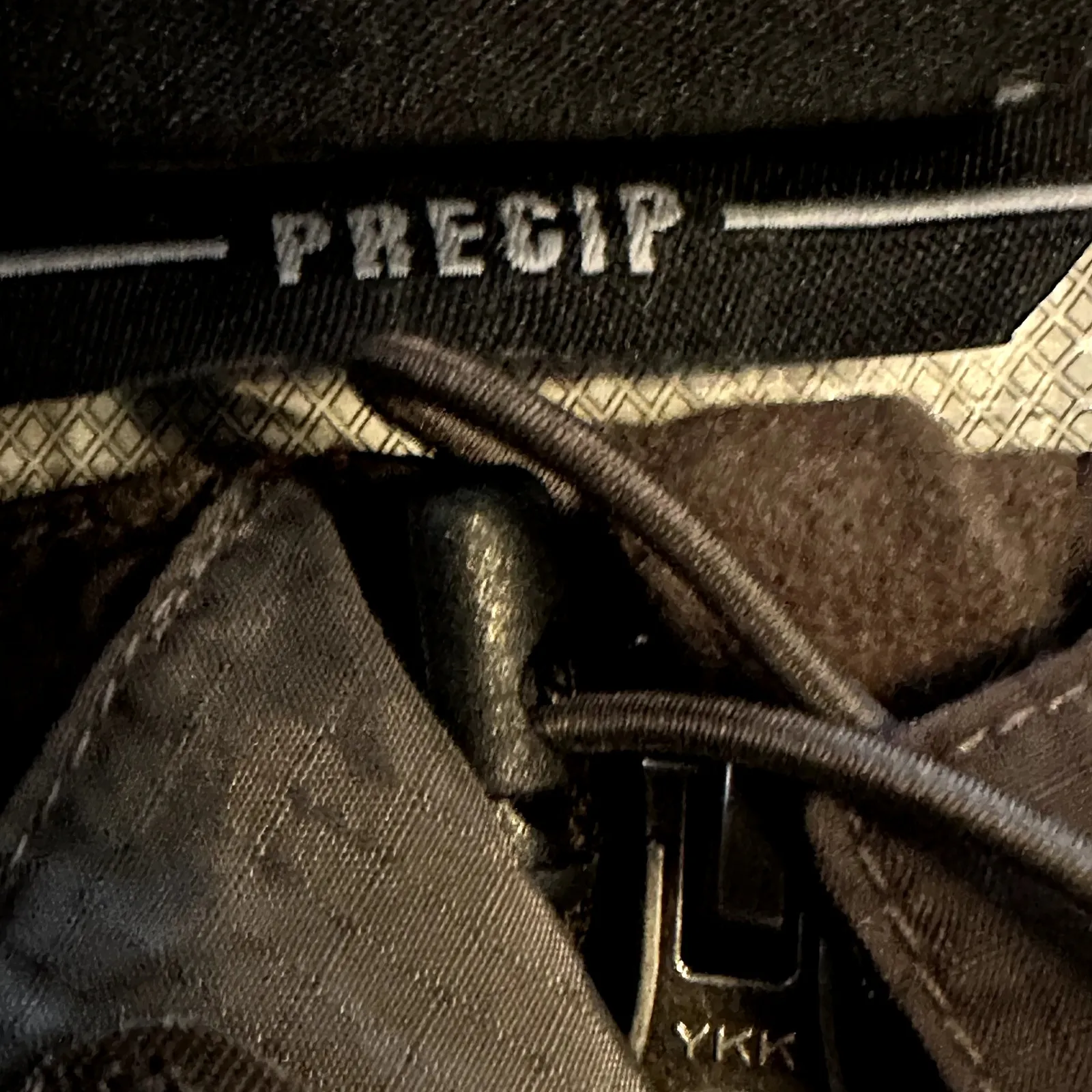 Marmot Precip Rain Jacket Hood Lightweight Full Zip Pockets Waterproof Black XS - Image 4