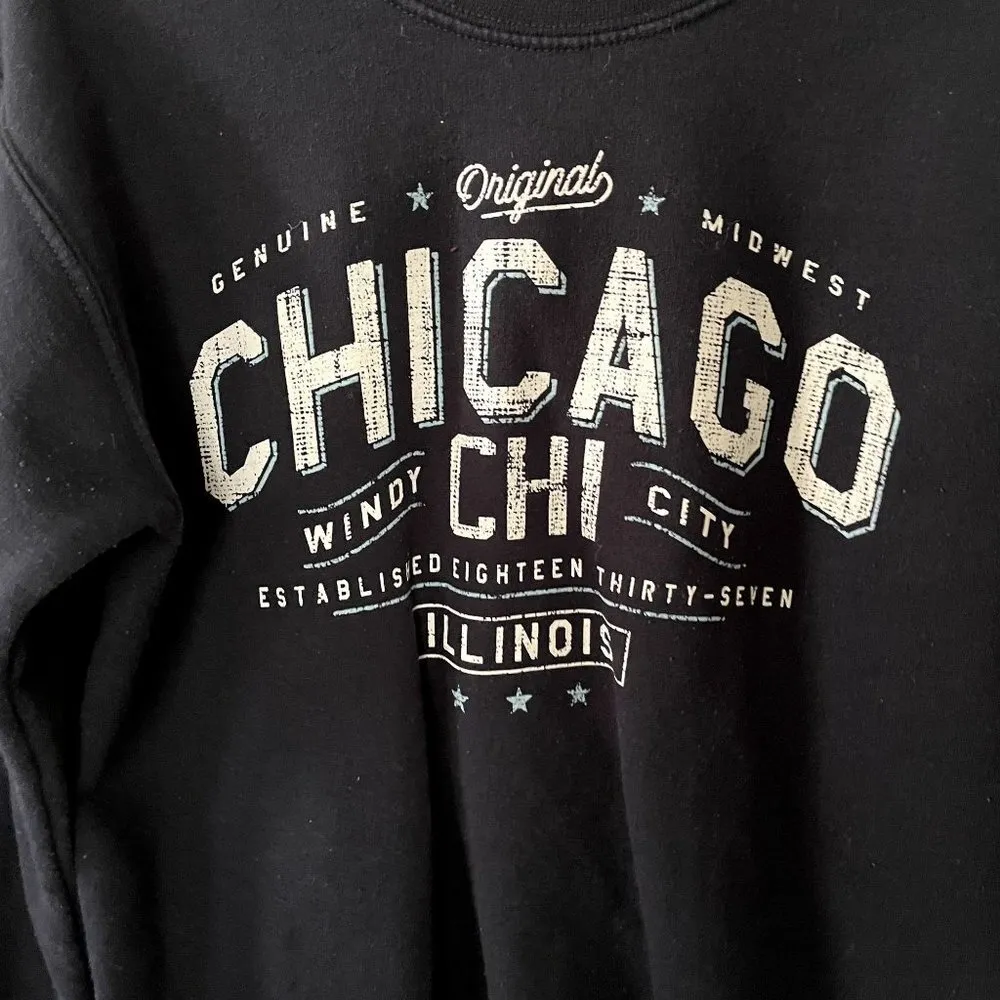Chicago original navy blue comfortable crewneck sweater long sleeves medium - Image 2