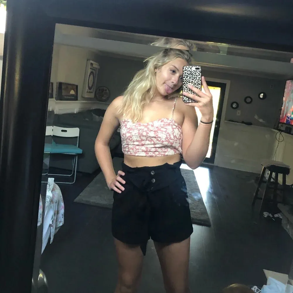 FOREVER 21 button up shorts S - Image 14