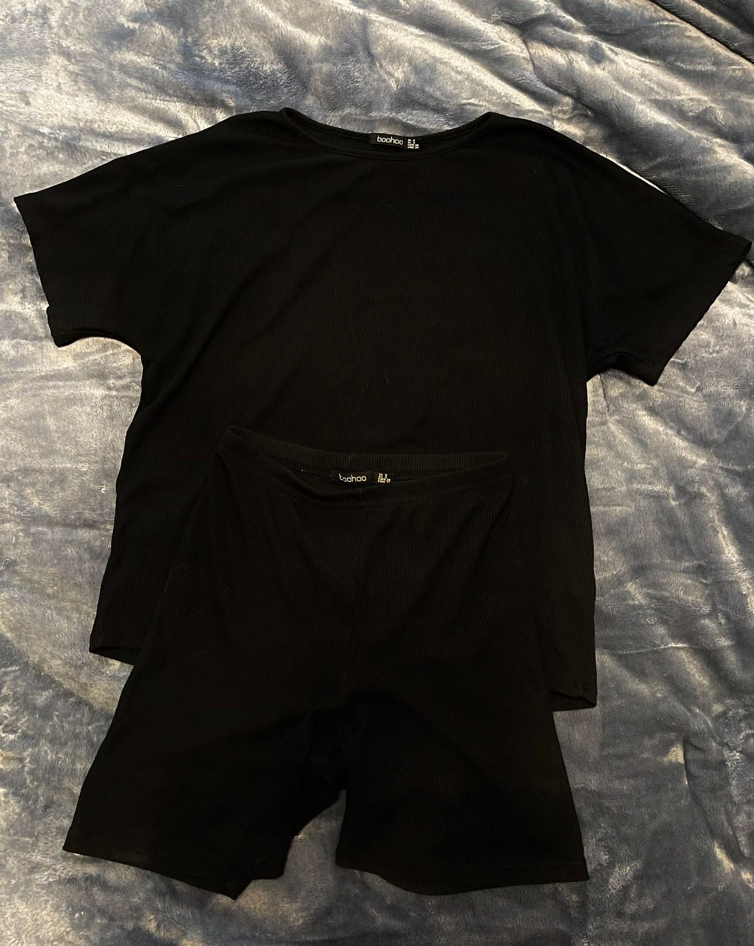 Ribbed T-Shirt And Biker Short Set - Image 2