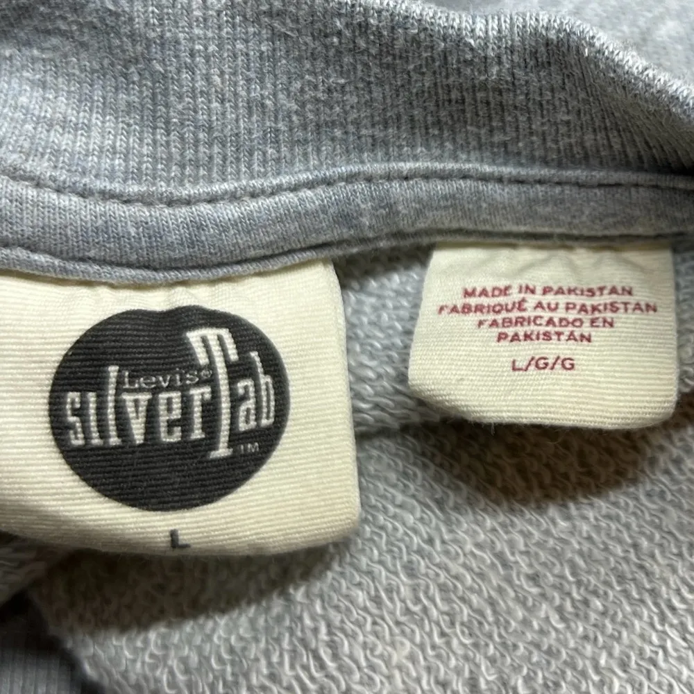 Levi's® Silvertab Logo Crewneck Pullover Sweatshirt Size: L|comfy & versatile - Image 11
