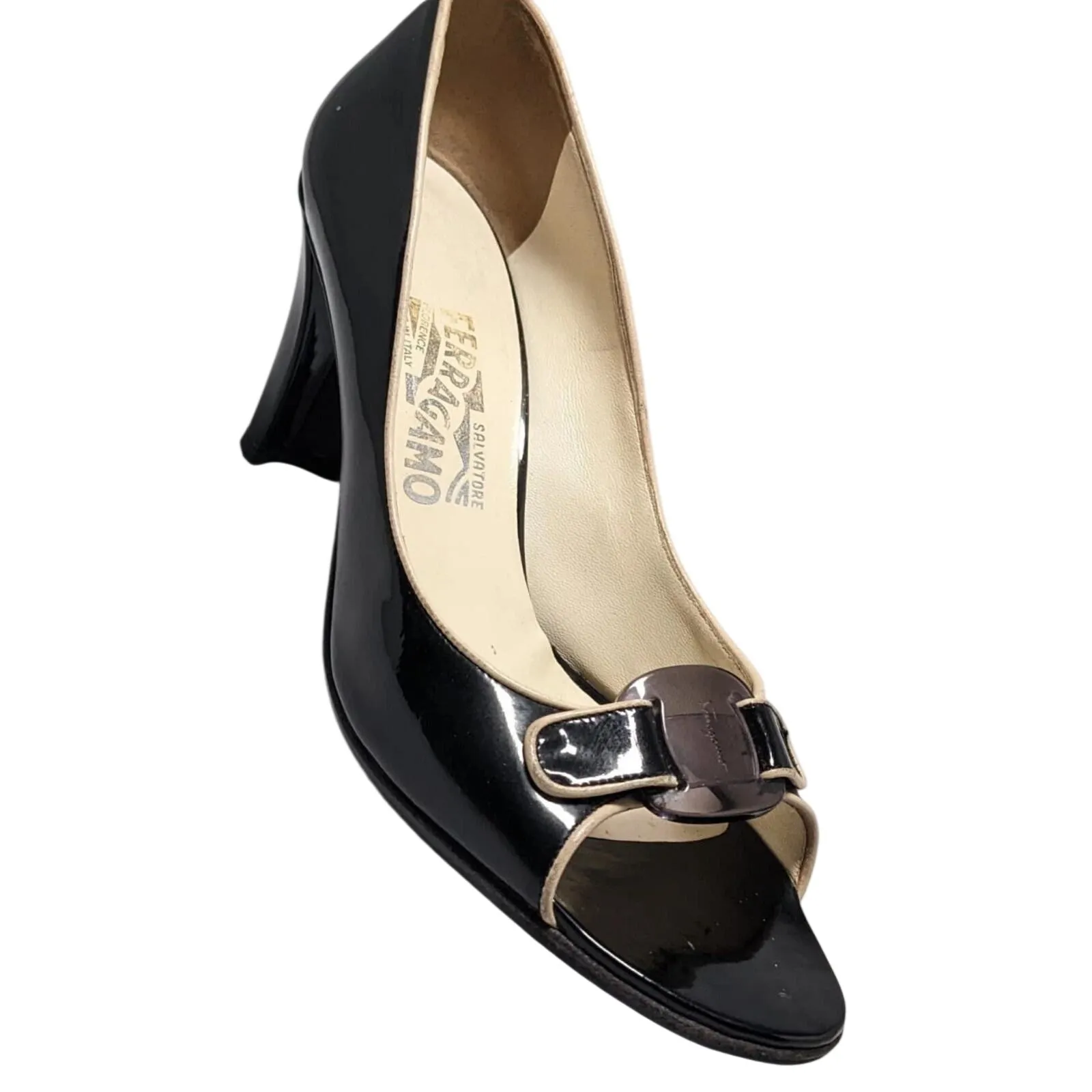 Salvatore Ferragamo Black Patent Leather Gancini Peep Toe HeelMade in Italy 7.5 - Image 3