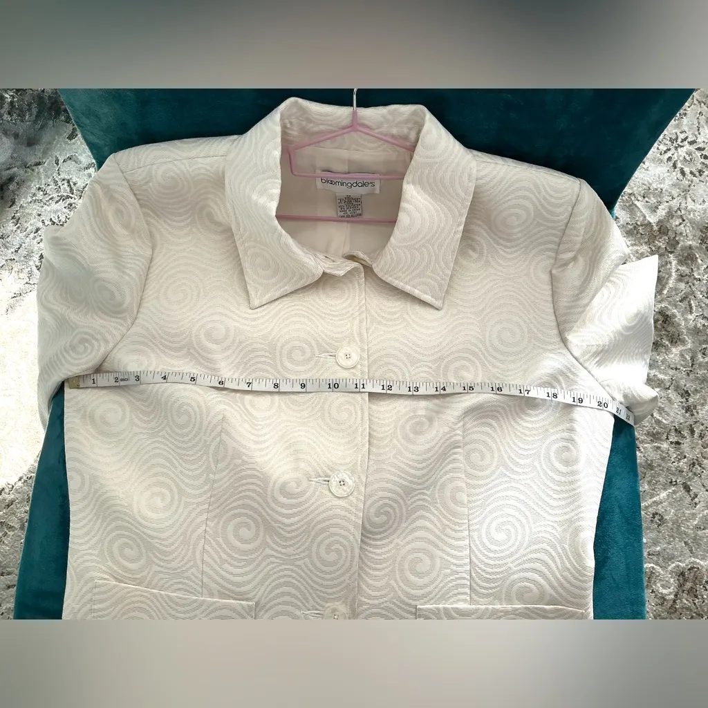 Dressy BLOOMINGDALE’S blazer 🌟🌟🌟 Size 14 - Image 6