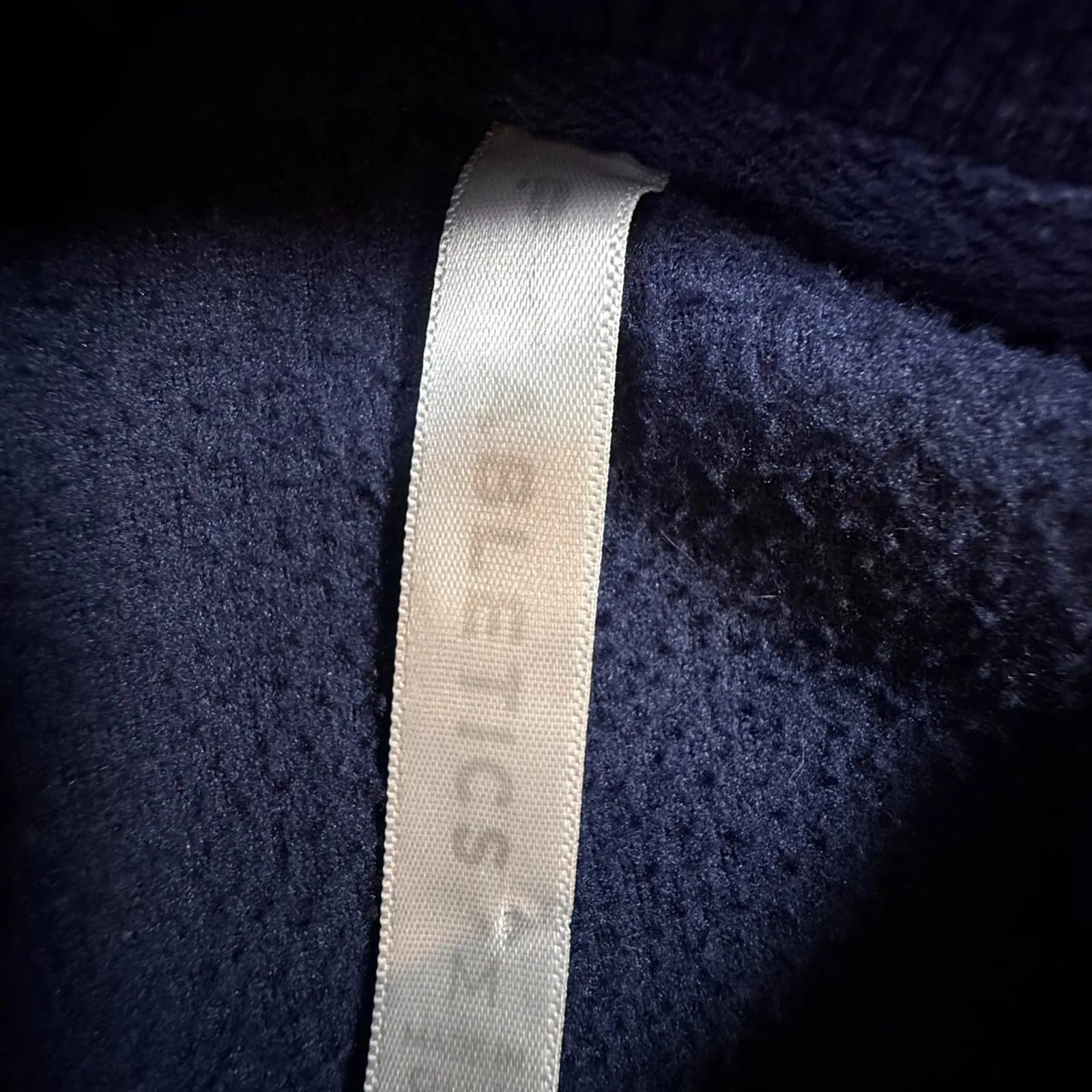 Fabletics Fleece Pullover Sweatshirt - Small Navy Blue Cozy Knit - Image 3