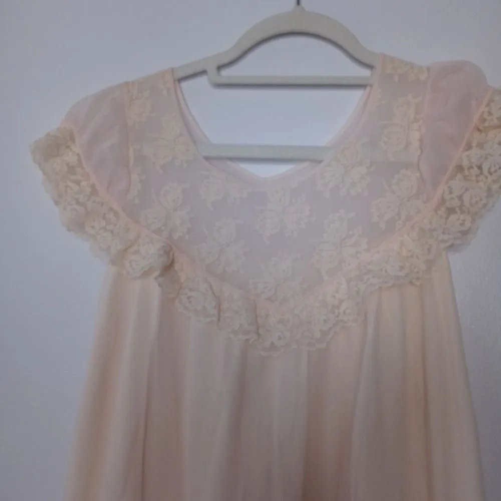 Vintage light pink nightgown Pink Size undefined - Image 4