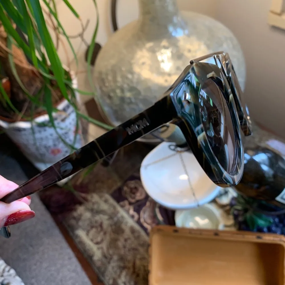 Authentic MCM 49 Acetate round brow sunglasses - Image 10