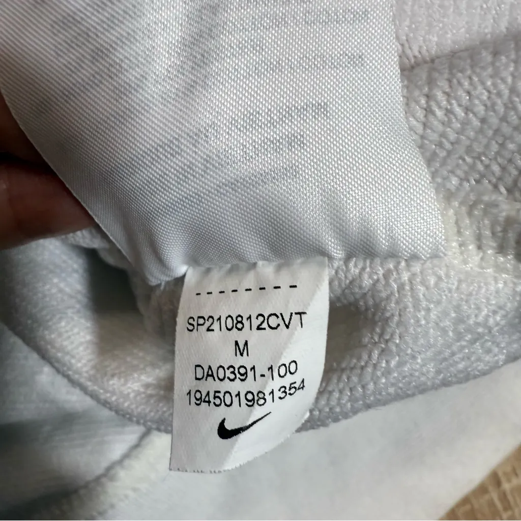 Nike Dri-Fit Oversized White/Pink Logo Training Pullover Sweater DA0391 Medium - Image 7