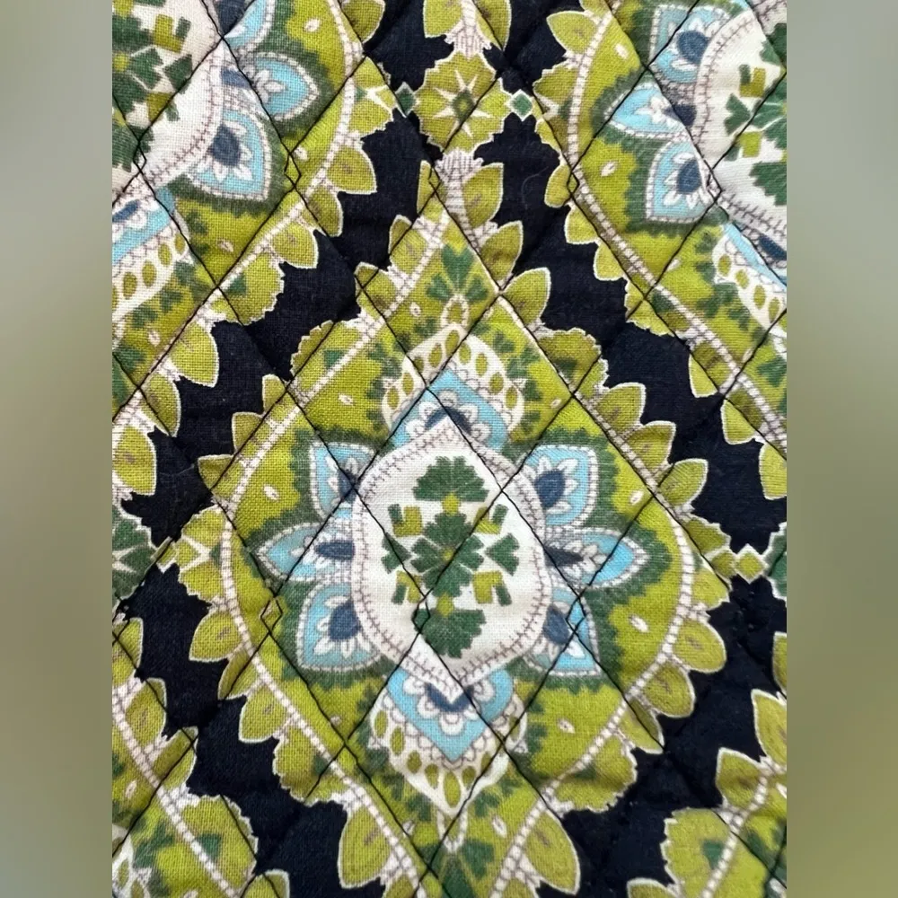 RETIRED: Vera Bradley | ladies Cambridge shoulder handbag. - Image 7