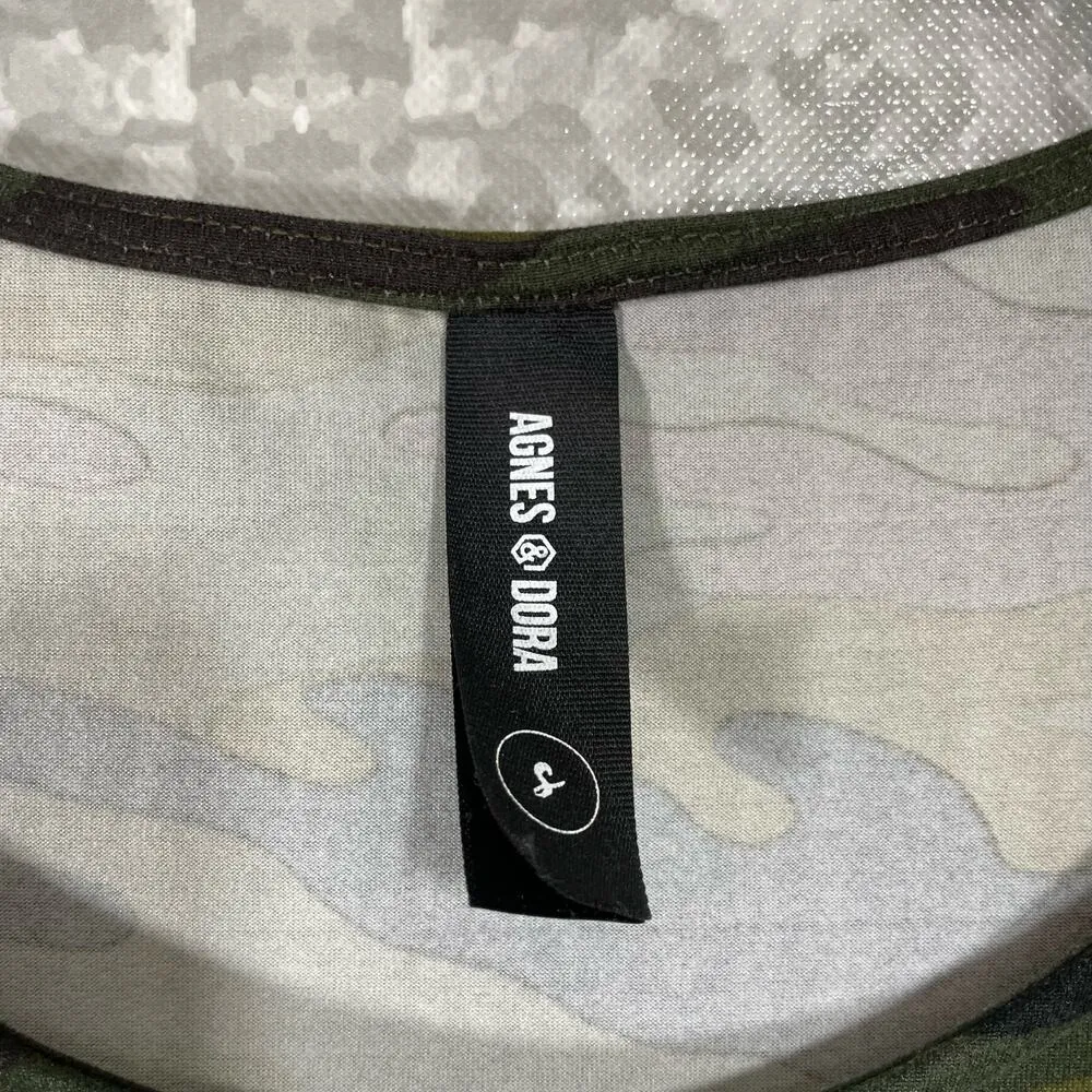 Agnes & Dora Women's Green Camo Long Sleeve High Low Top - Size Small - Casual - Image 4