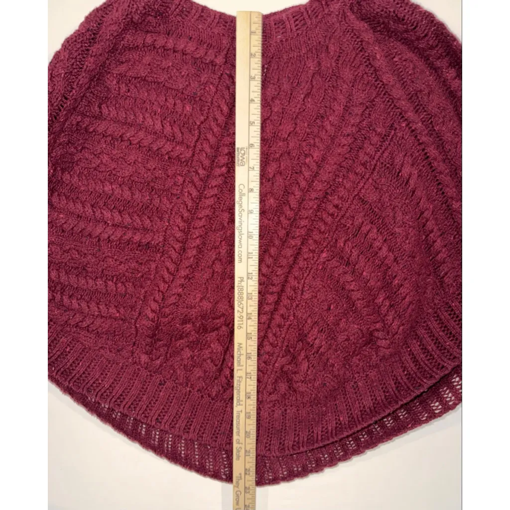 Angel of the North Burgundy Cable Knit Batwing Poncho Anthropologie Curved Small Red - Image 8