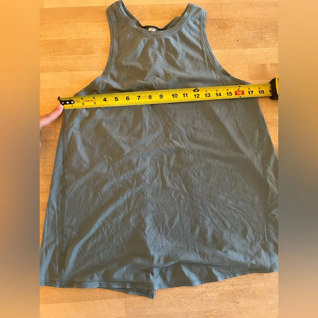 Lululemon Open Back Tank Top - Image 7