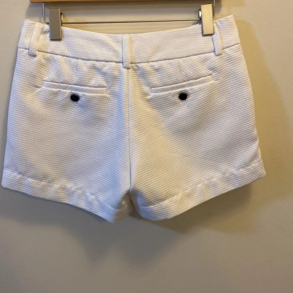 CALVIN KLEIN | Women’s White Shorts Size 4 - Image 4