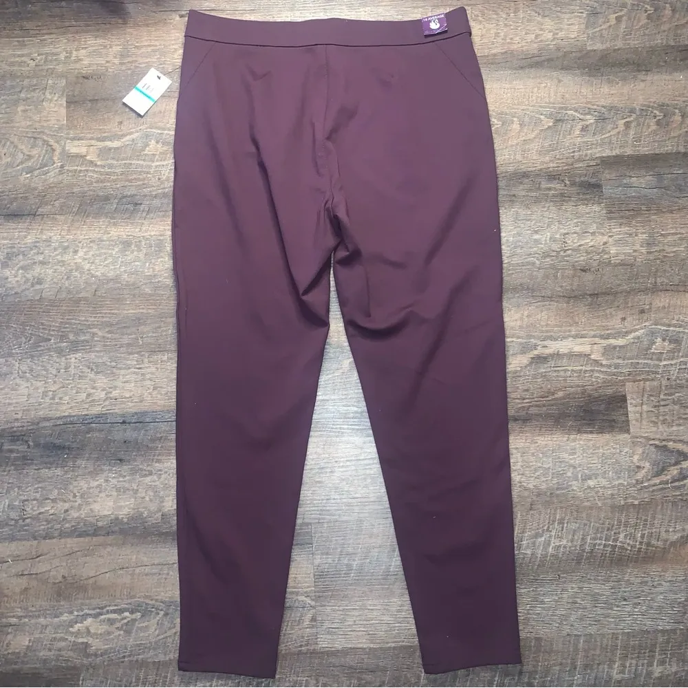 Gloria Vanderbilt Sweet Burgundy Ponte Legging Size 16 Average New with Tags - Image 4