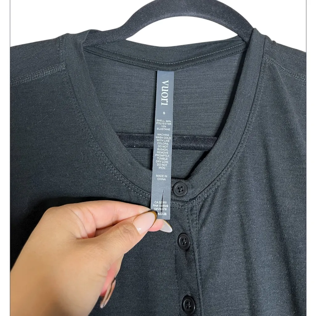 Vuori Women's Black Lux Henley Jumpsuit size S Long Sleeve - Image 6