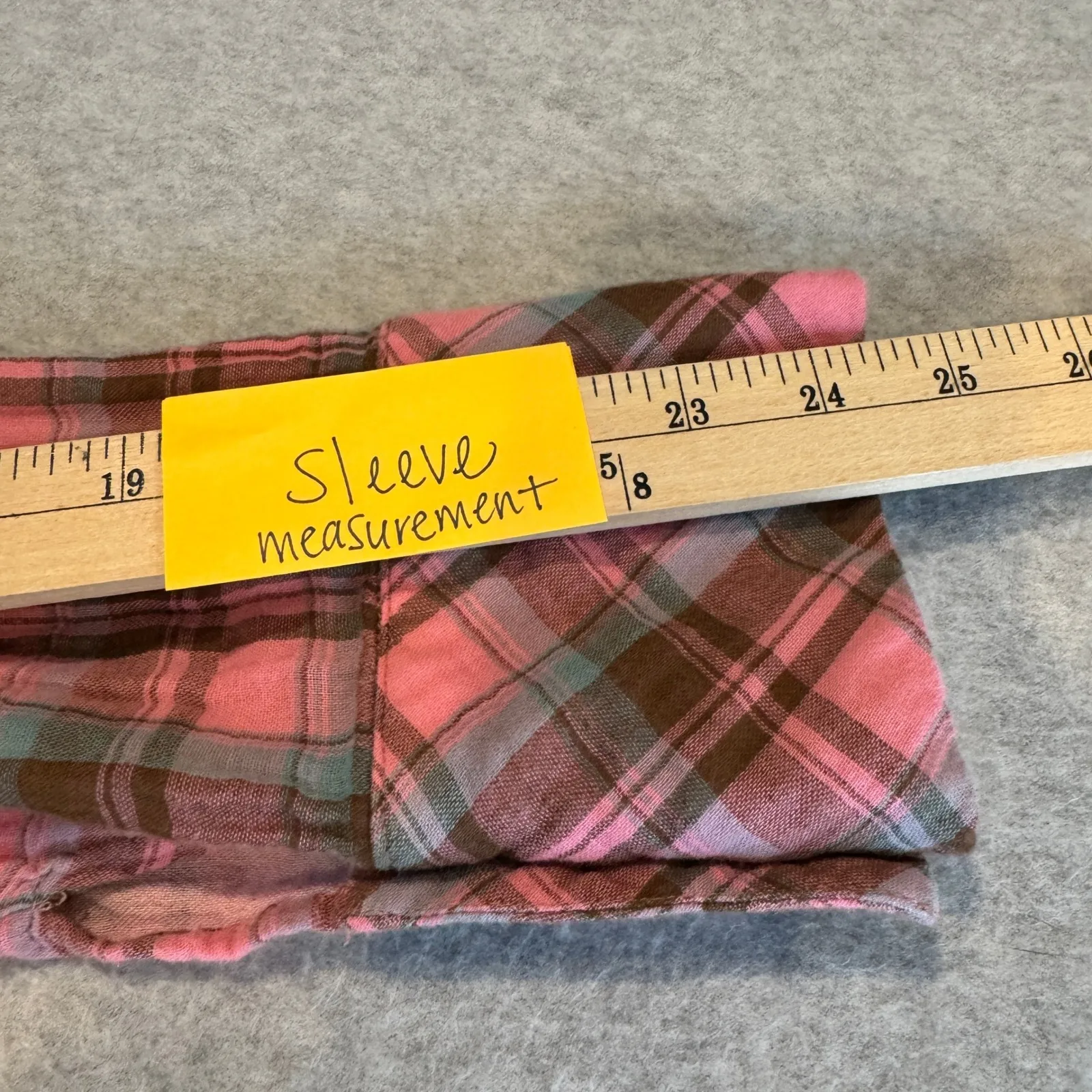 Davi & Dani Plaid Distressed Button Front Flannel Shirt Womens Small Pink Brown - Image 15