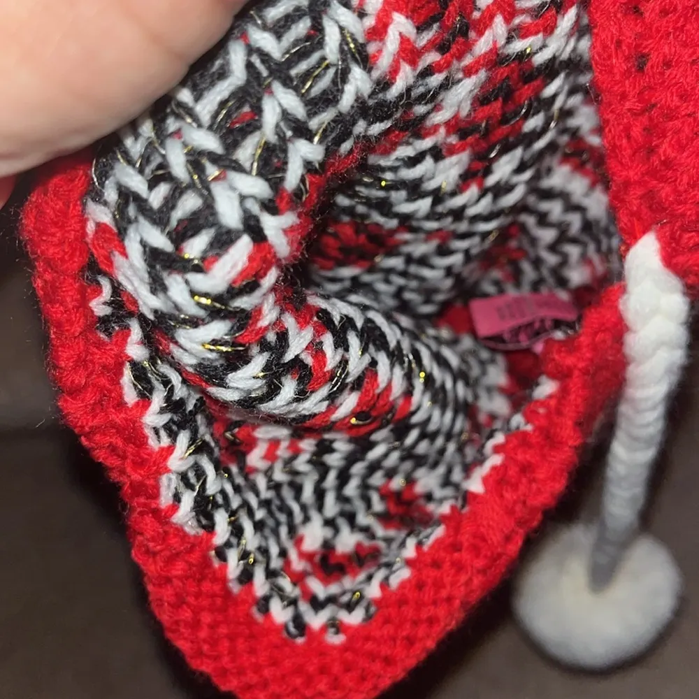 NWT winter knit hat in red and white with hanging pompoms. - Image 3