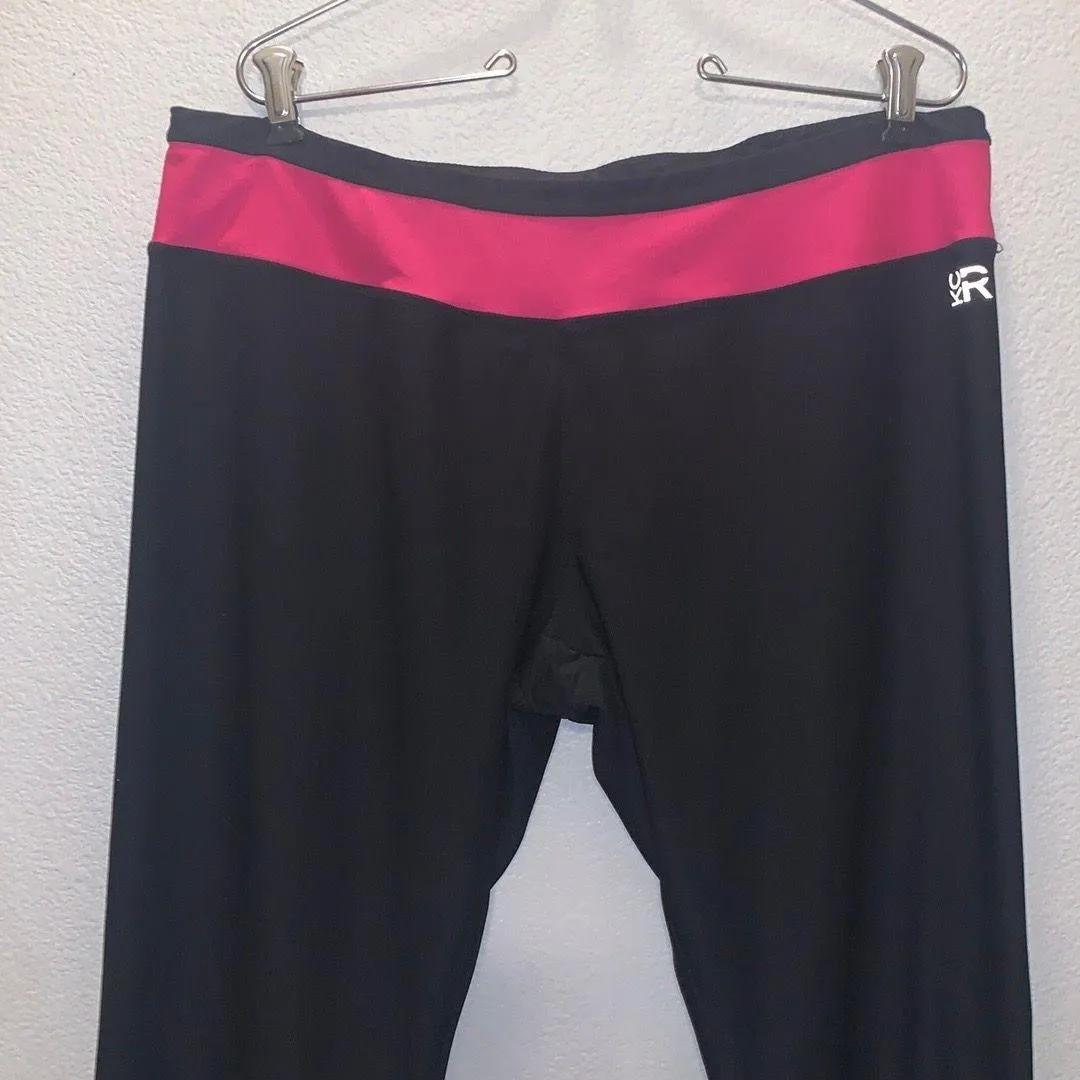 Kenneth Cole Reaction Athletic Leggings Size XL Black Pink Logo - Image 2