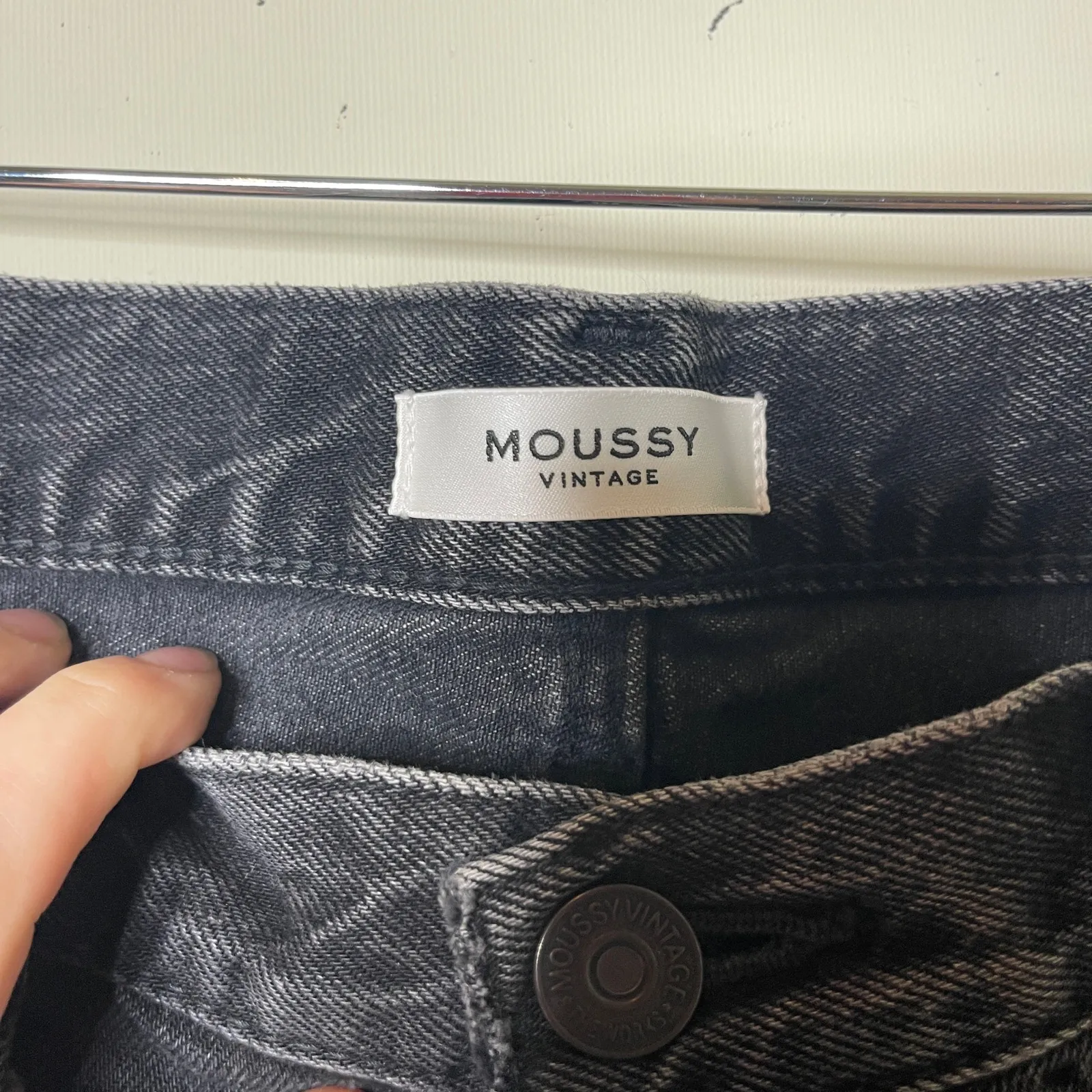 Moussy Merry Tapered Mid Rise Faded Black Cropped Straigt leg Jeans 30 - Image 2